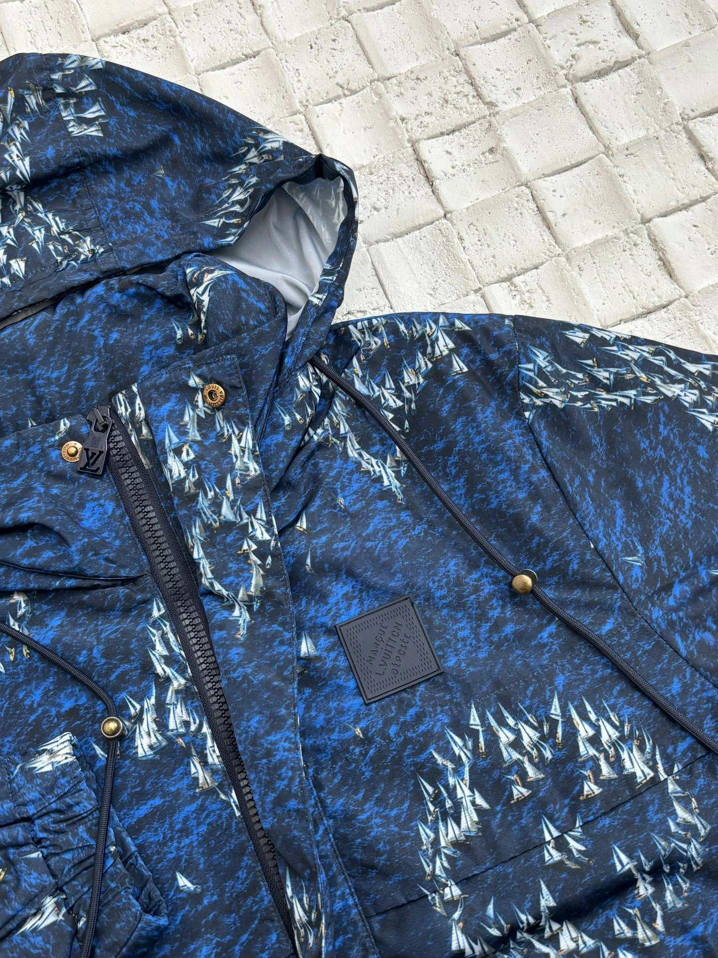 wg.luxury- 8V oversize item:E-F363F1133